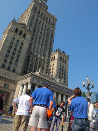 ‘Communism tour’ by Warsaw’s Palace of Culture and Science, 2016. © Sabine Stach